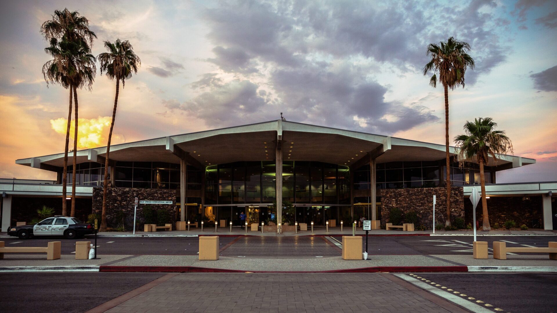 Palm Springs International Airport front entrance cloudy sky