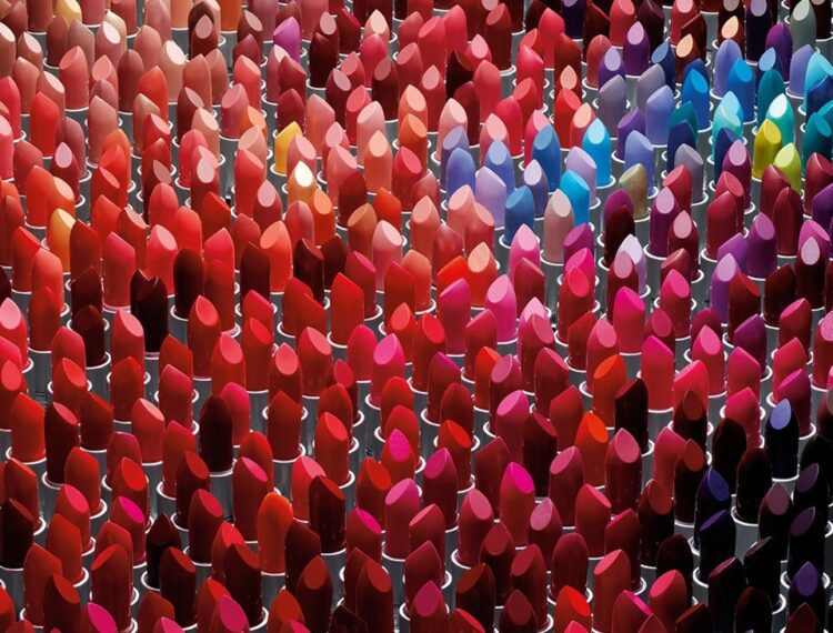hundreds of lipstick shades