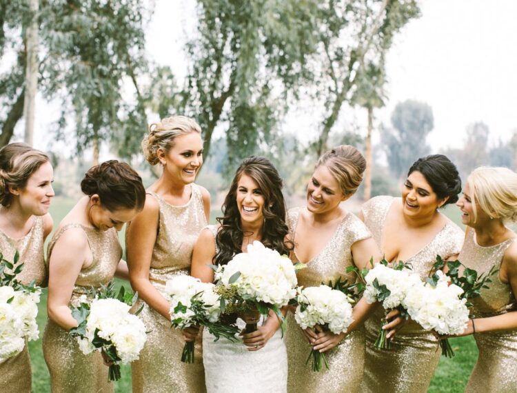 bridal party with bouquets