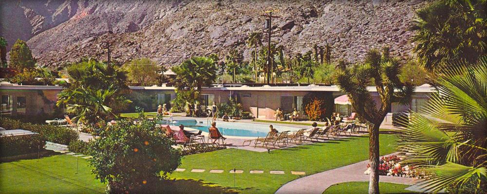desert-hills-vintage_pool-scene