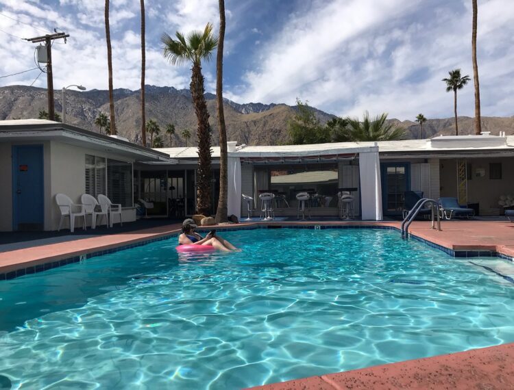 Palm Springs Rendezvous poolside