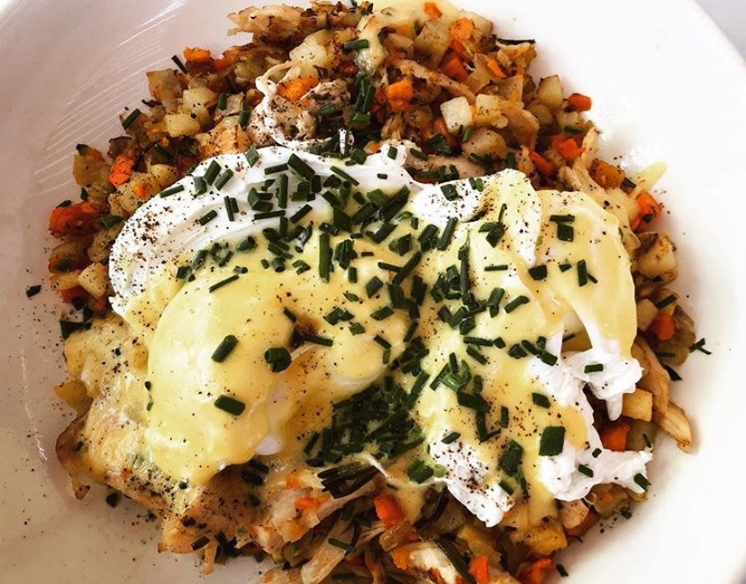 Mary’s Farm Herbed Chicken Hash & Poached Eggs