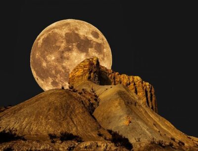 Luna-en-el-desierto-Photography-by-Rafael-Ramos-Fenoy-full-moon-desert-nightscape-850x567-1-e1656286409927-QYAUNr.tmp_